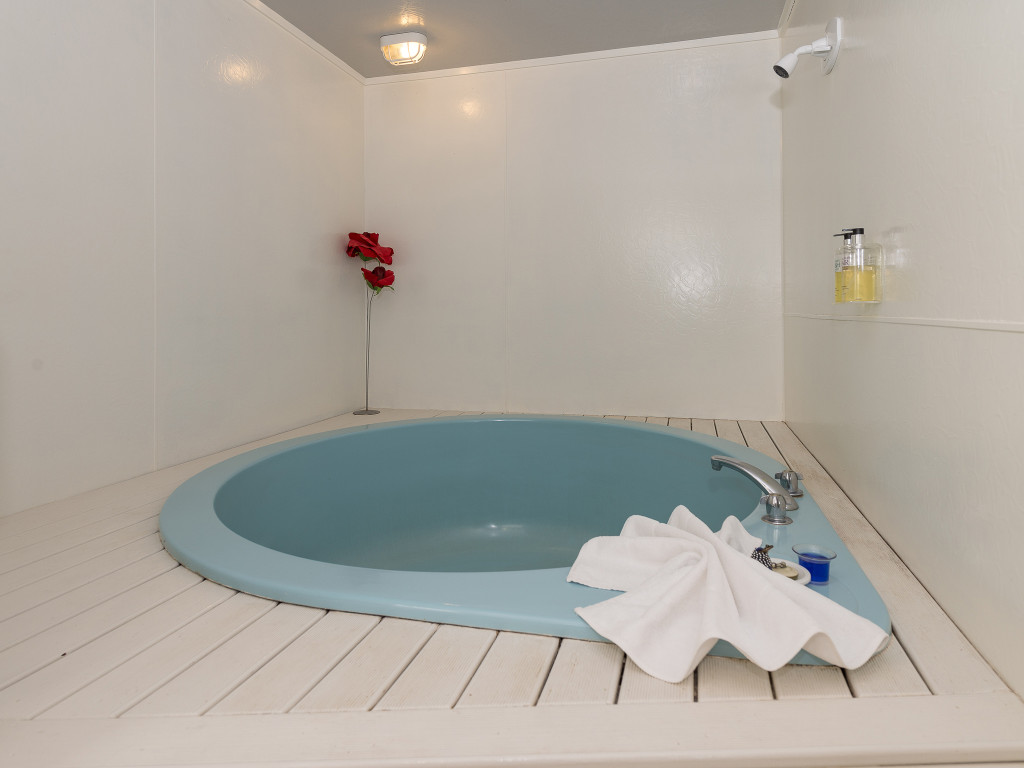 Spa Pool Studio | Rotorua Accommodation