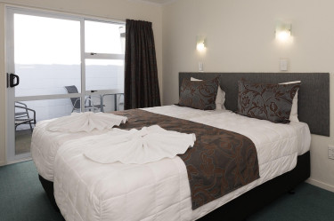 Bedroom - Unit 9 Two Bedroom Unit | Palm Court Rotorua